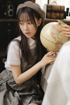 男的和女生在一起怼怼怼