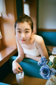 游龙嬉春